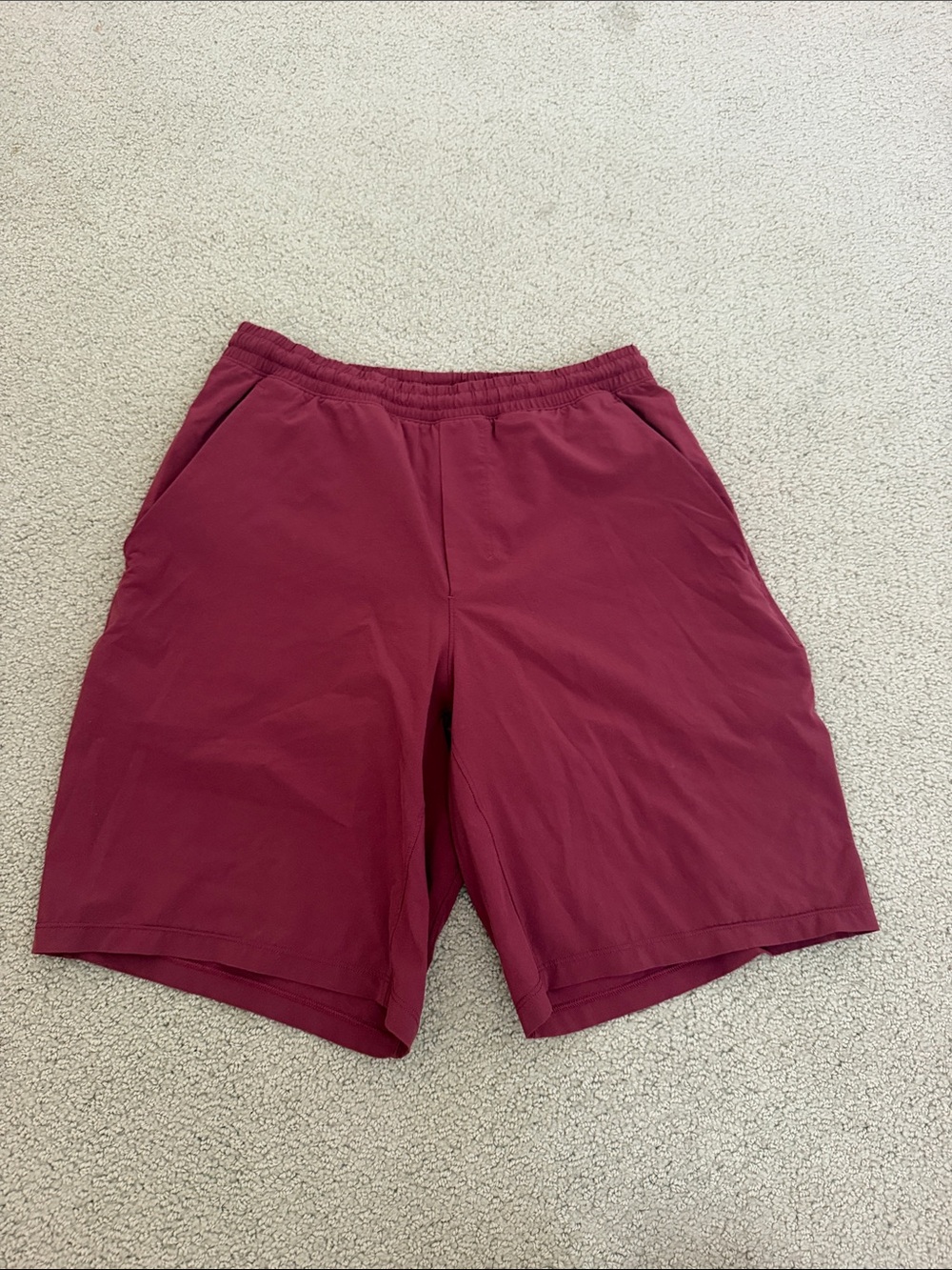 Lululemon Men's Performance Shorts - Burgundy